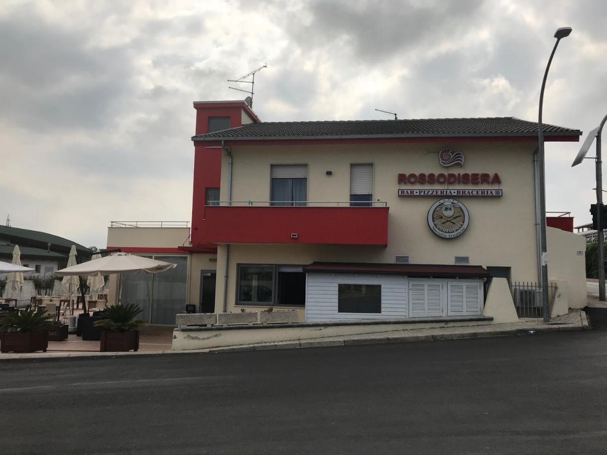 Rosso Di Sera Citta Sant'Angelo Exteriér fotografie